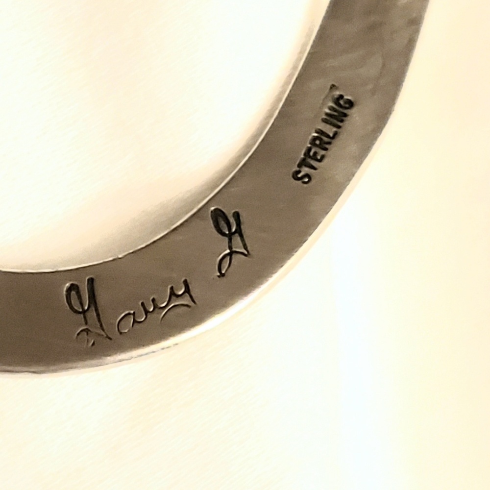 Jewelry - Picture 4 of 5